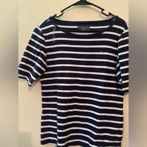 Large Tommy Hilfiger shirt